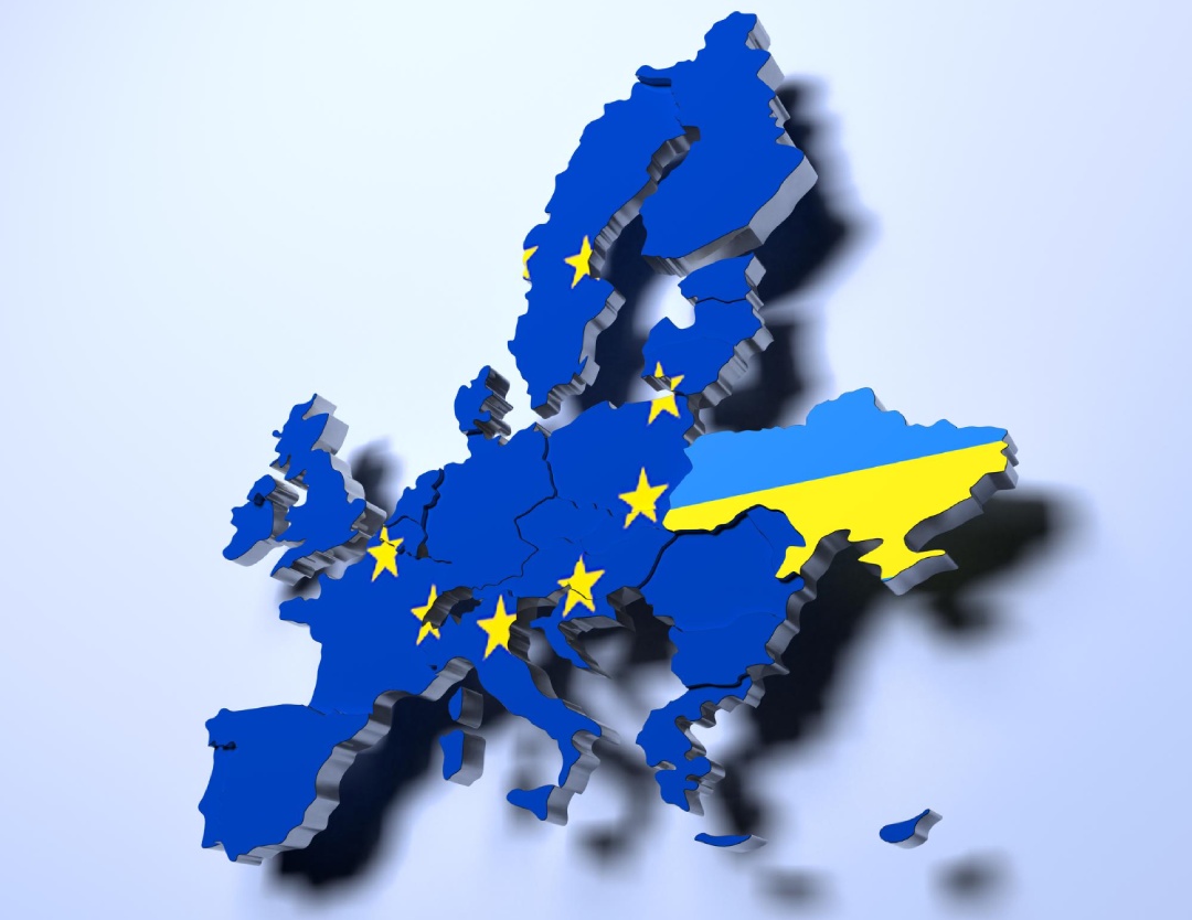 The EU plans to start accession talks with Ukraine before July 1